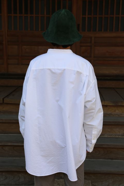Graphpaper Oxford Oversized Band Collar Shirt(GM211-50137B) style. 2021.04.18.