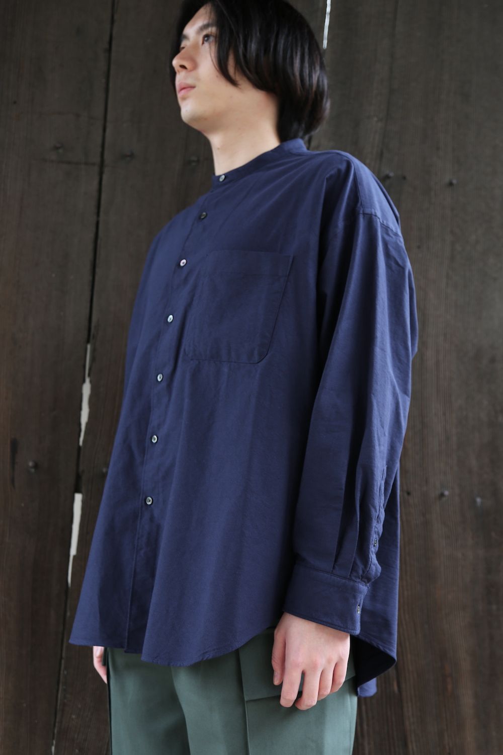 Graphpaper Oxford Oversized Band Collar Shirt(GM211-50137B) style