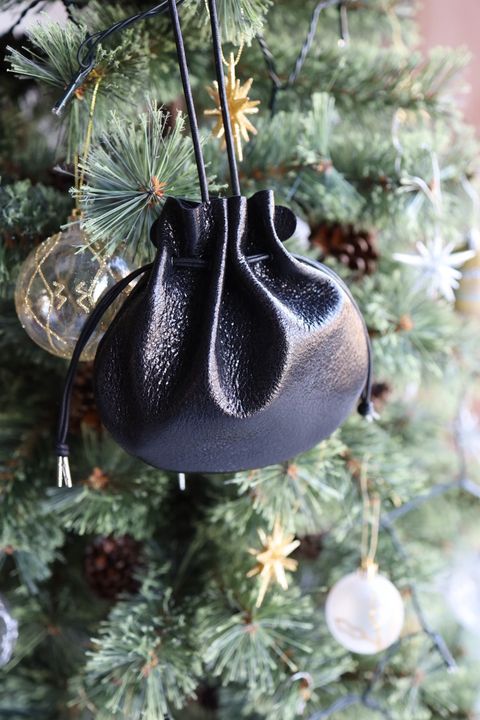 エンダースキーマ バッグpetal sac gloss(yv-b-psg)black☆12月6日(土)発売！