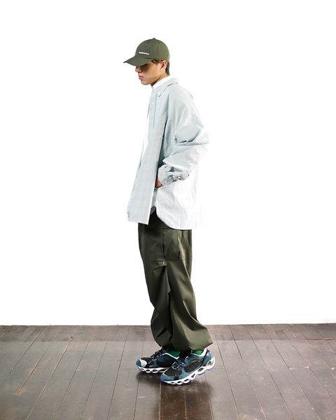 FreshService フレッシュサービスDRY OXFORD CORPORATE L/S B.D.SHIRT"GREEN STRIPE"スタイル
