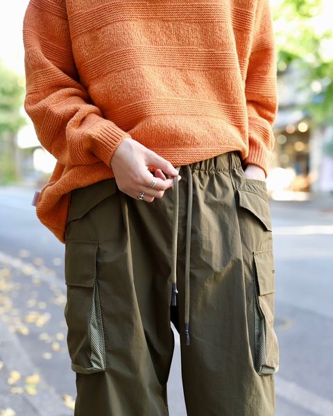 STRIPES FOR CREATIVE FW23 SUPER WIDE CARGO PANTSスタイル