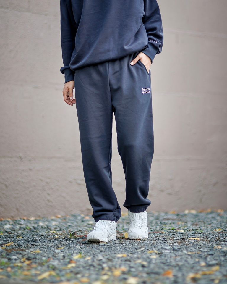 FreshService - フレッシュサービス VIBTEX for FreshService SWEAT  