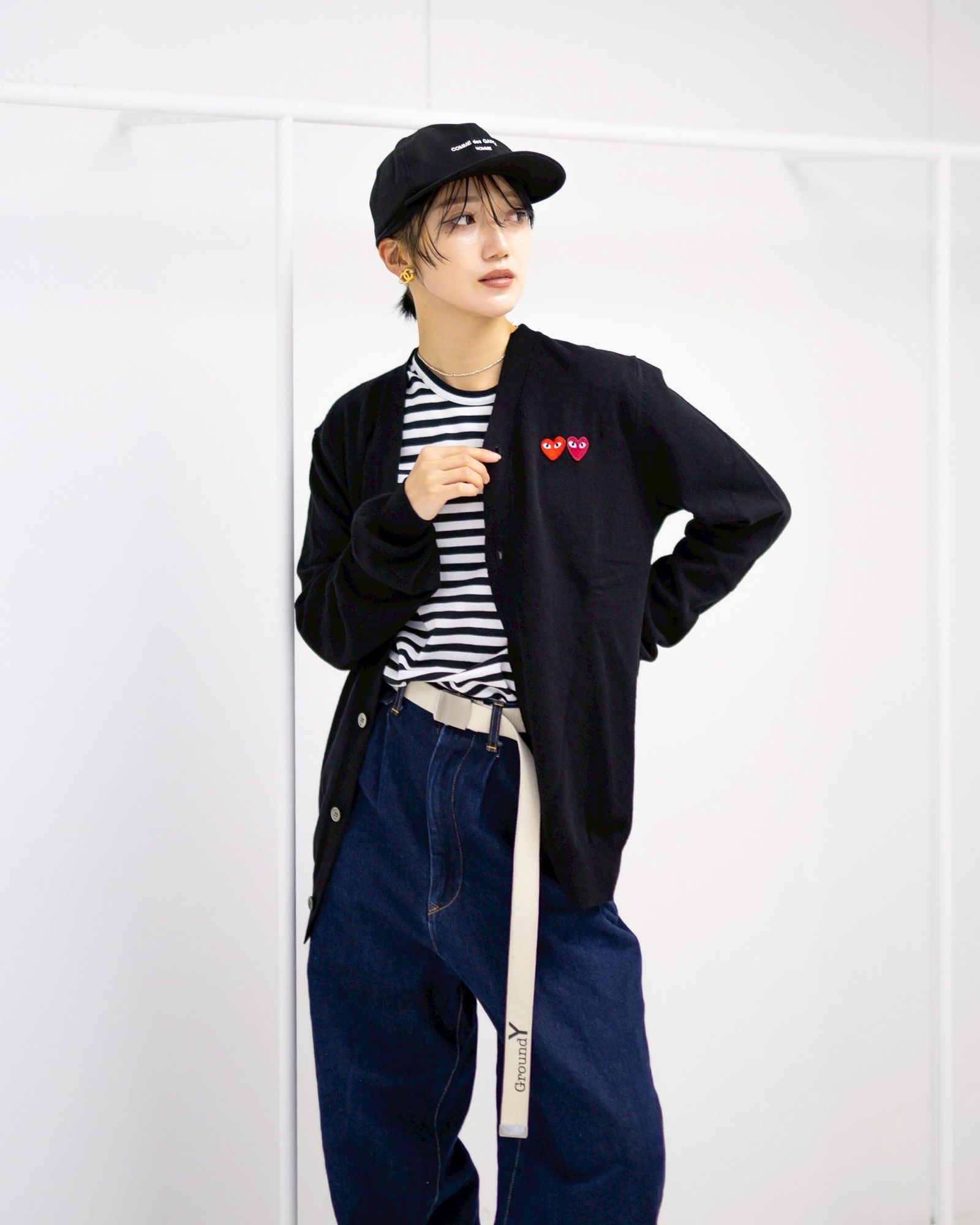 PLAY COMME des GARCONS V-NECK CARDIGAN DOUBLE BURGENDY EMBLEM style.2025.11.12