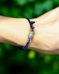 XOLO JEWELRY ショロジュエリー / Twisted Rope Link Silk Code Bracelet (NAVY)☆6月19日再入荷！