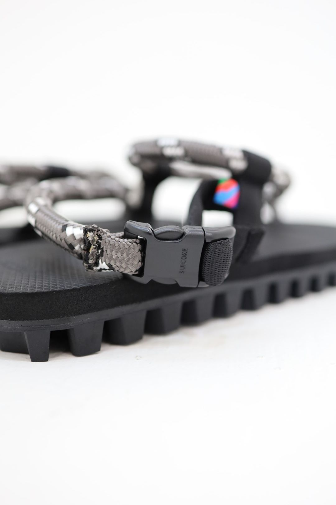 is-ness 26SS スイコックコラボサンダル Suicoke x is-ness GUT KAT-2-ISN(26SS_49_1008SANDALS01_OG-246-ISN)BLACK☆新作発売！
