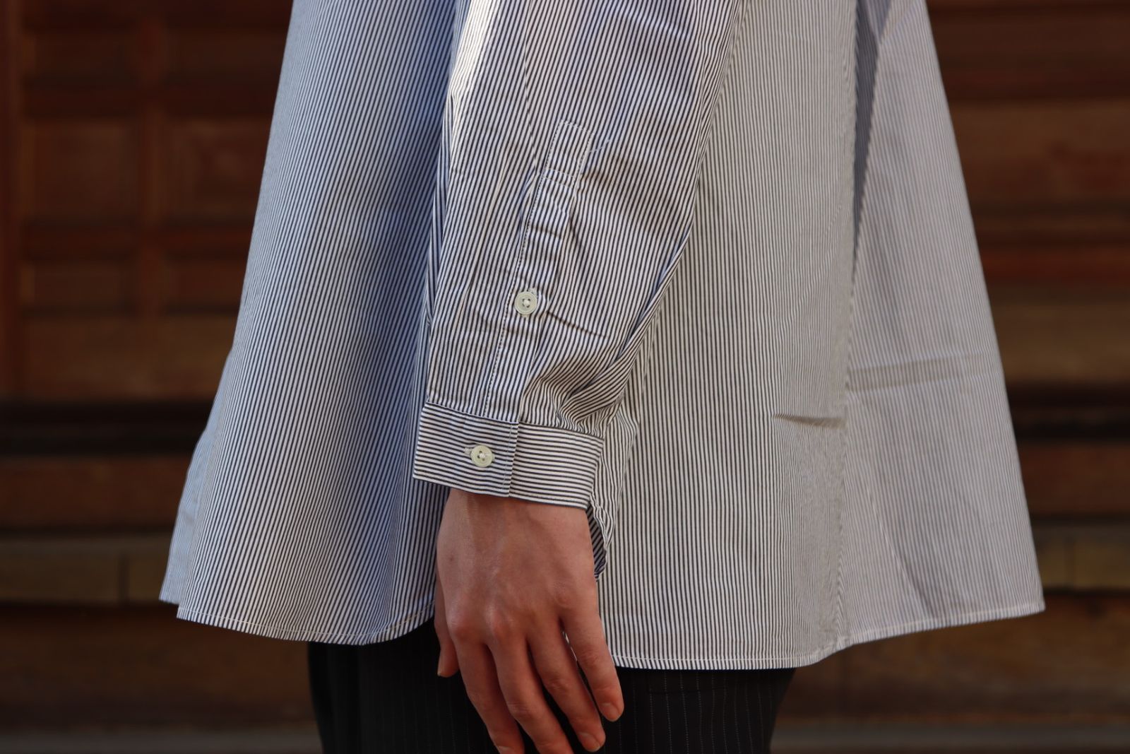 FreshService CORPORATE STRIPE REGULAR COLLAR SHIRT"WHITE×BLACK"style.