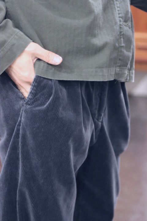 A.PRESSE 24SS Vintage Corduroy Trousers"GRAY"スタイル