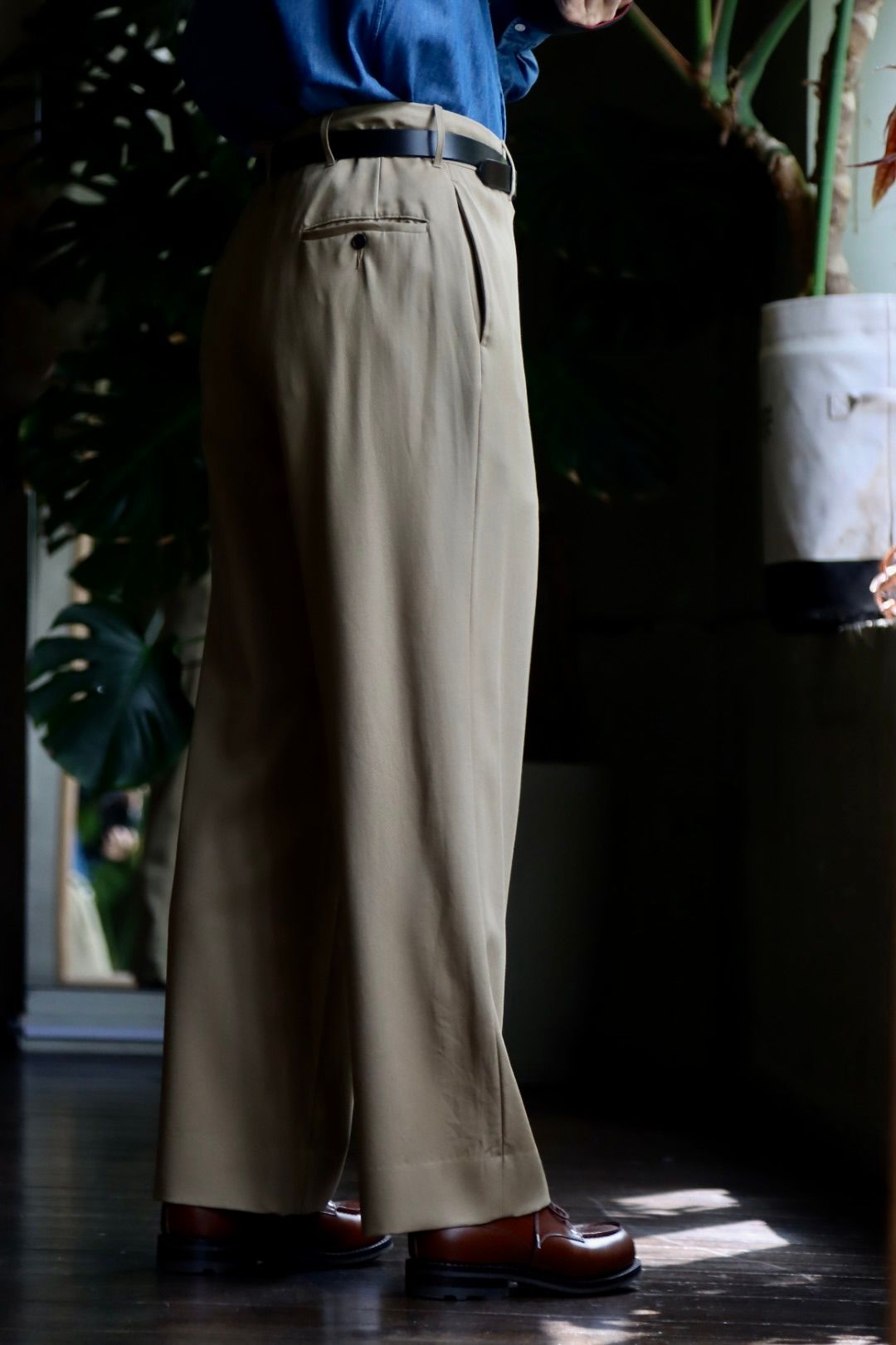 A.PRESSE Vintage Wool Trousersスタイル