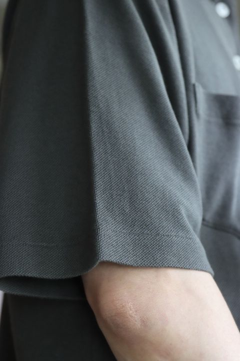 CIOTA 吊カノコポロシャツ"チャコールグレー"スタイル.2022.4.12.