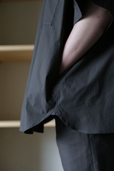 Graphpaper Stretch Typewriter Stand Collar Short Yoke Sleeve Shirt(GM212-40615B) style.2021.6.12