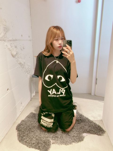 プレイコムデギャルソン 新作ロゴプリントTシャツstyle.2024.6.16