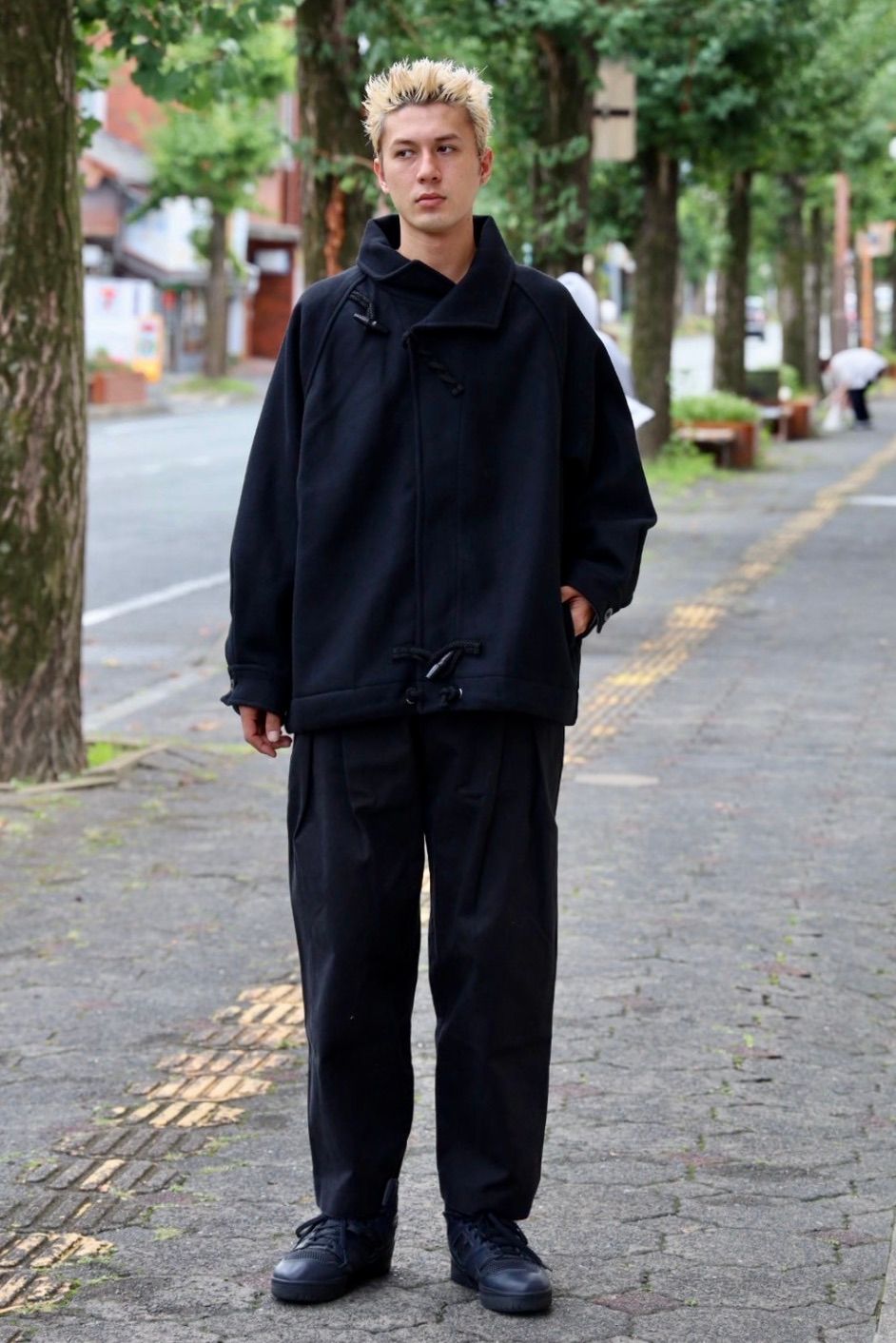 is-ness DUFFLE SMOCKS COAT 新作発売！