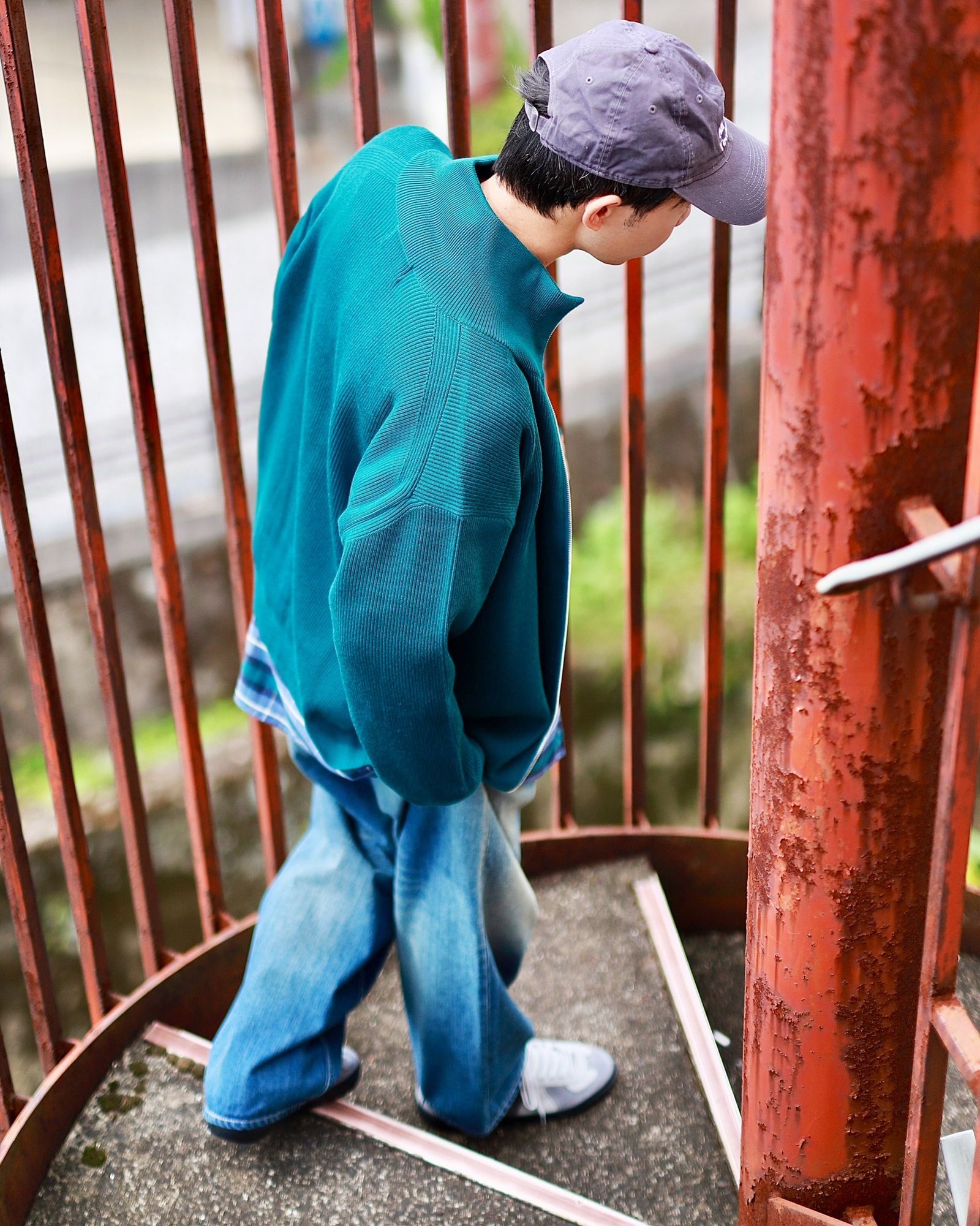 Archive grunge fade damage drivers knit Crewneck