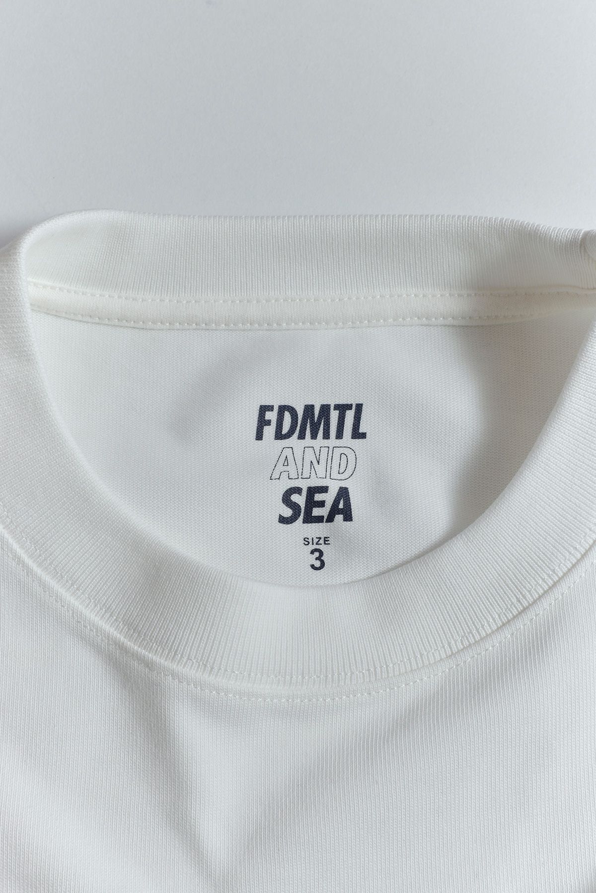 ファンダメンタル Tシャツ FDMTL×WIND AND SEA"LOGO TEE"WHITE☆10月5日(土)発売！