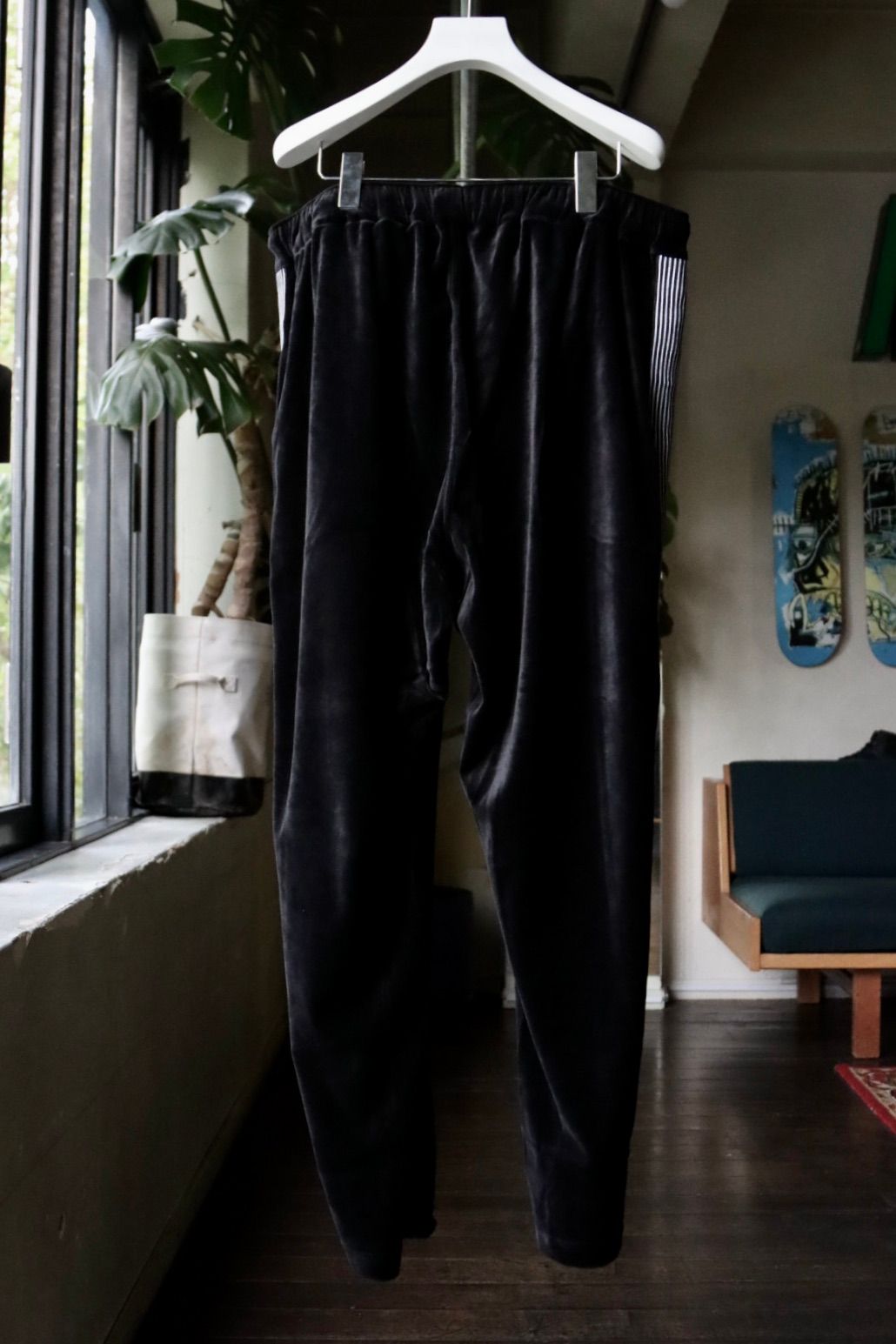 S.F.C 23FW VELOUR TRACK PANTS(SFCFW23CS07)Black