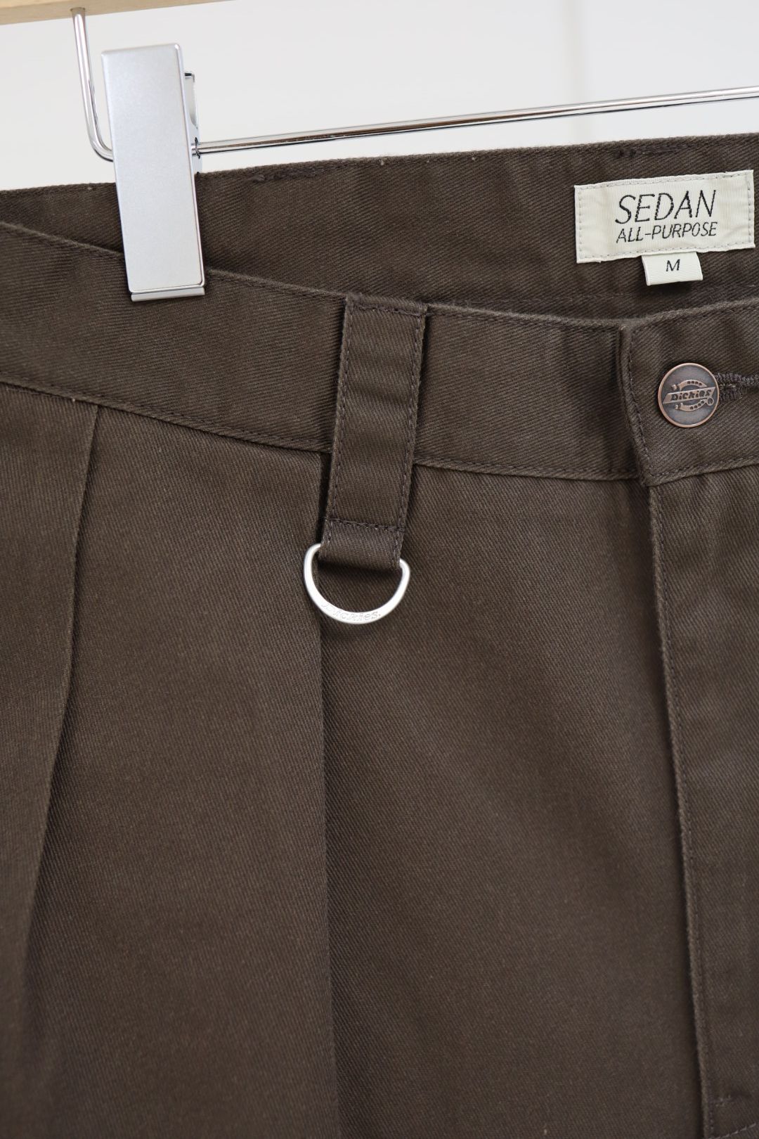 セダンオールパーパス 26SS Dickies / Tuck Wide Shorts(SD26S-PT07)DARK BROWN☆4月18日(土)新作発売！
