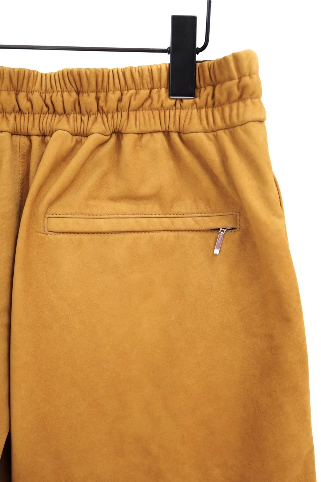 グラフペーパー26SS Cow Nubuck Leather Wide Shorts(GM261-40408)BROWN☆2月28日(土)発売！