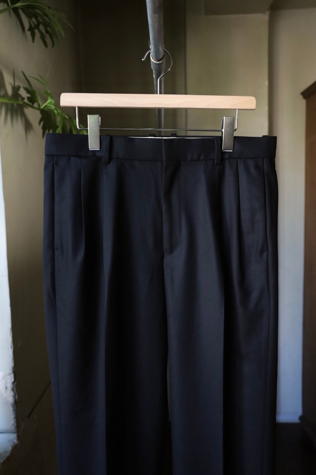 マーカウェア 26AW DOUBLE PLEATED TROUSERS(A26C18PT01C)BLACK☆新作発売！