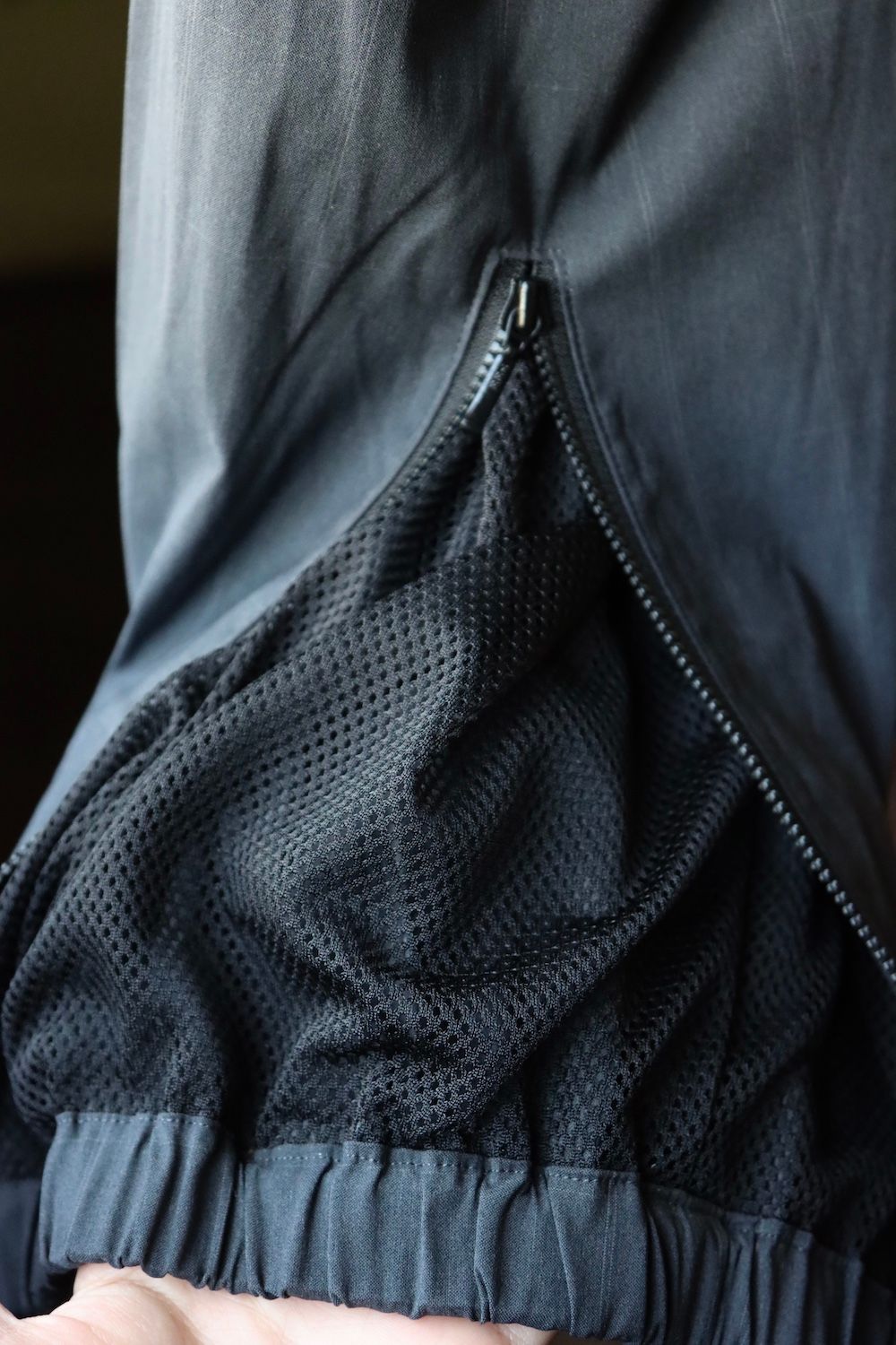 is-ness×NEAT LORO PIANA SPORT FABRICS PANTS"CHARCOAL"イズネス22SS