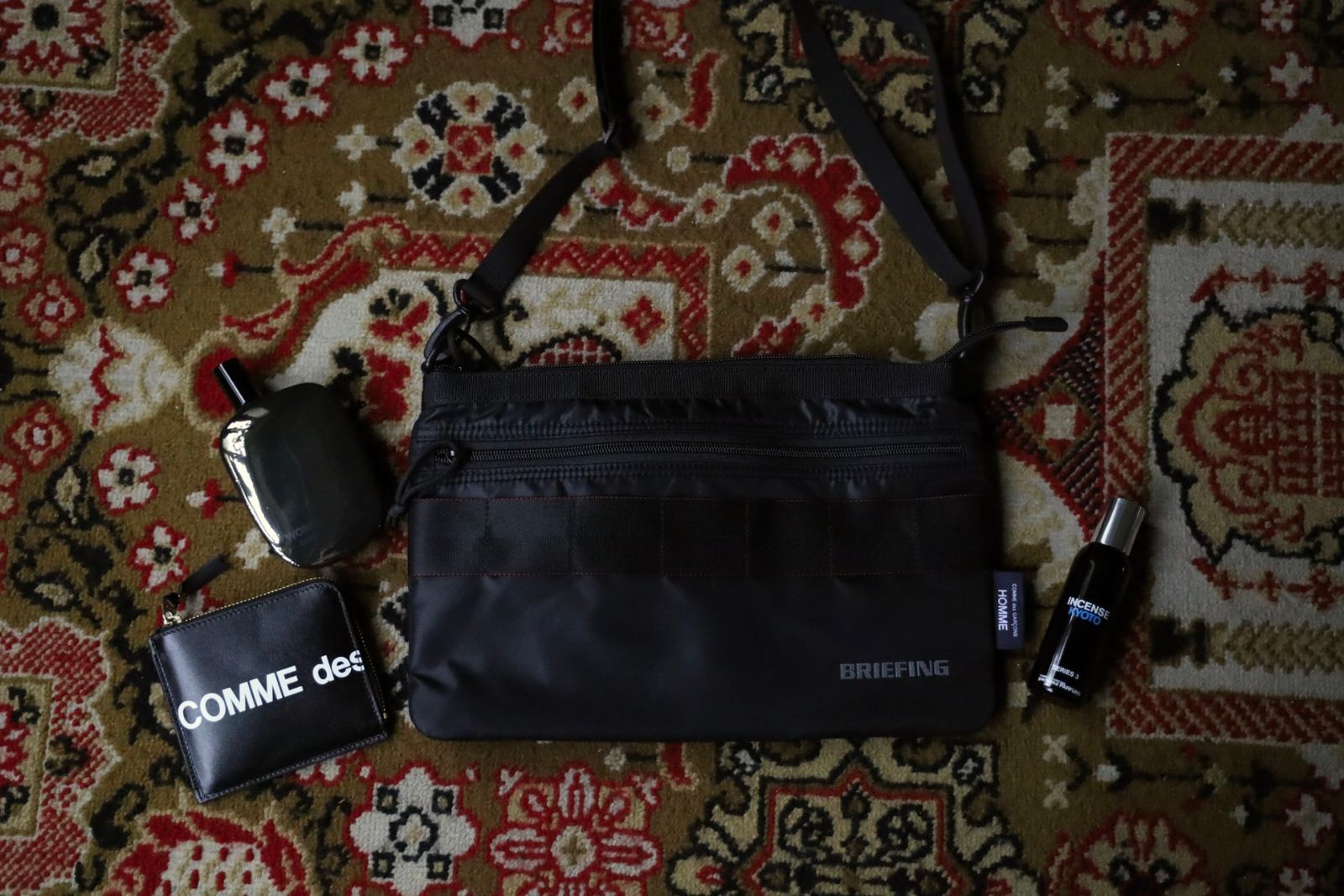 コムデギャルソンオム バッグ BRIEFING W-NAME REVERSIBLE SACOCHE(HR-K209-051)BLACK×BLACK☆10月2日(金)発売！