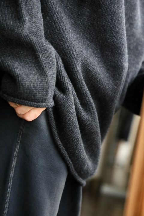 A.PRESSE Roll Neck Sweaterスタイル.2025.1.8.