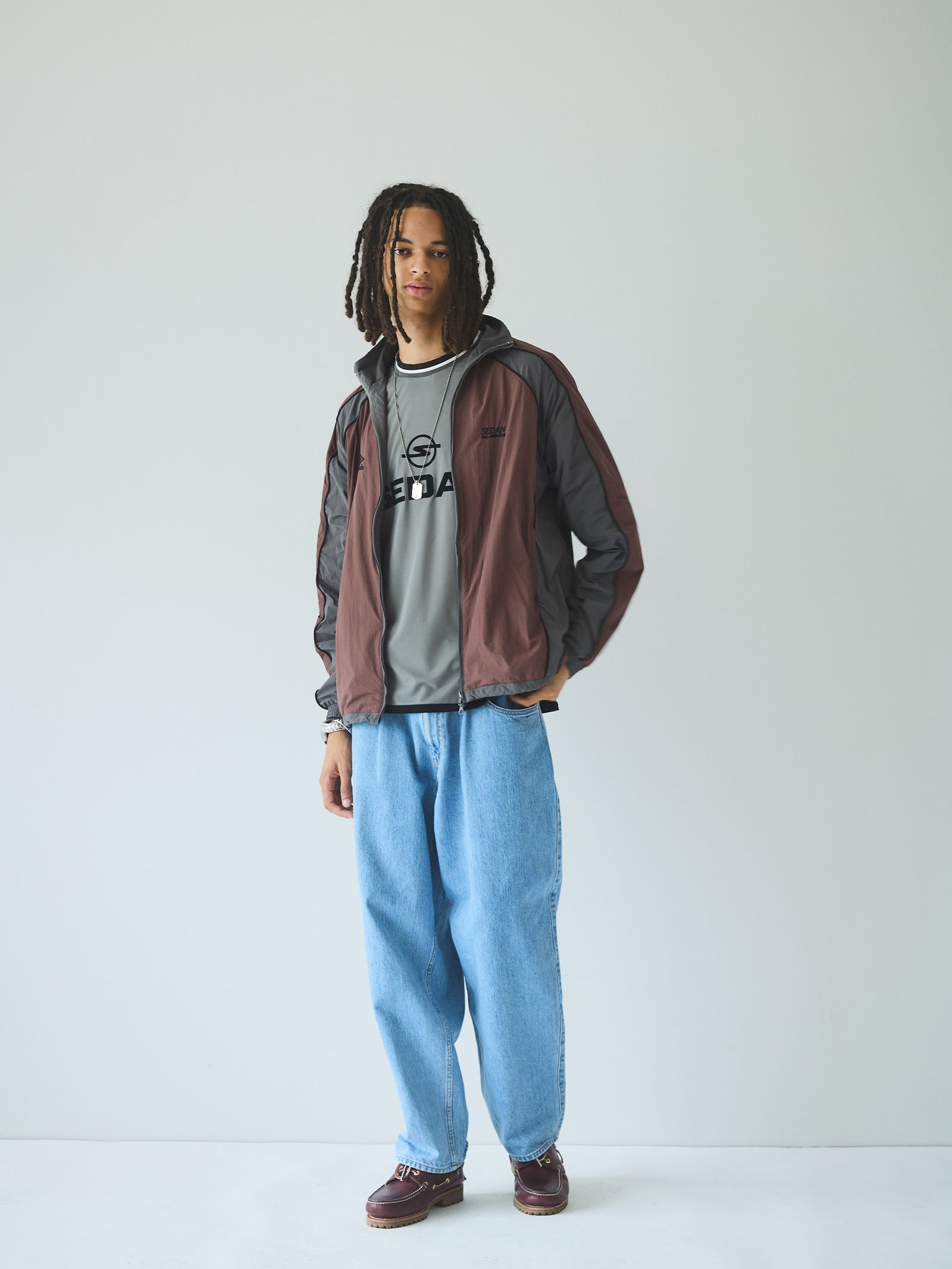 セダンオールパーパス SS24 UMBRO® Woven Track Jacket(SD24S-JK05)Charcoal Brown☆3月9日(土)発売！