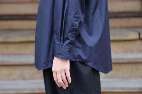Graphpaper Broad L/S Oversized Regular Collar Shirt(GM203-50110B)NAVY style.2020.7.12.