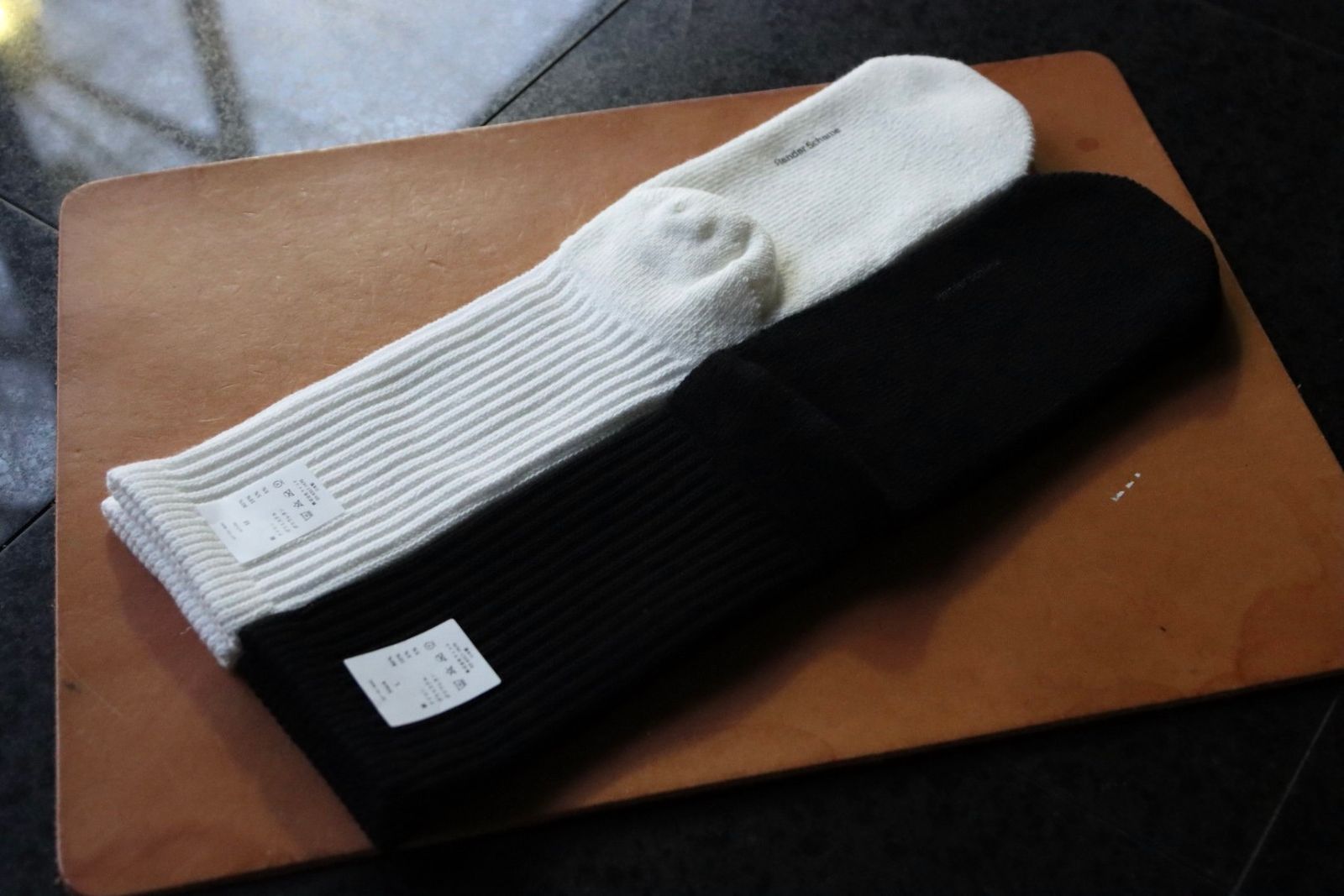 エンダースキーマ ソックス medallion socks(ur-rc-soc)white