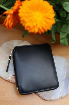 コムデギャルソン 財布 Classic Leather 二つ折りZIP財布(8Z-D002-051)BLACK☆4月11日再入荷！