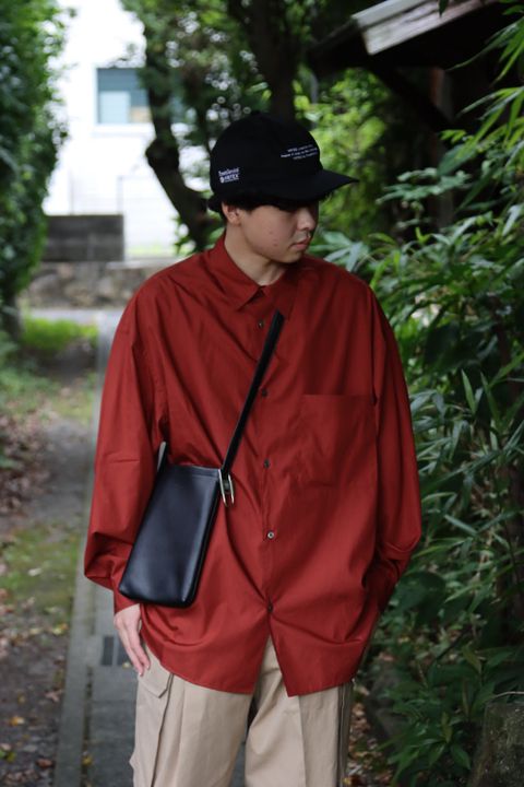 Graphpaper Broad L/S Oversized Regular Collar Shirt(GM223-50063) style. 2022.07.24.