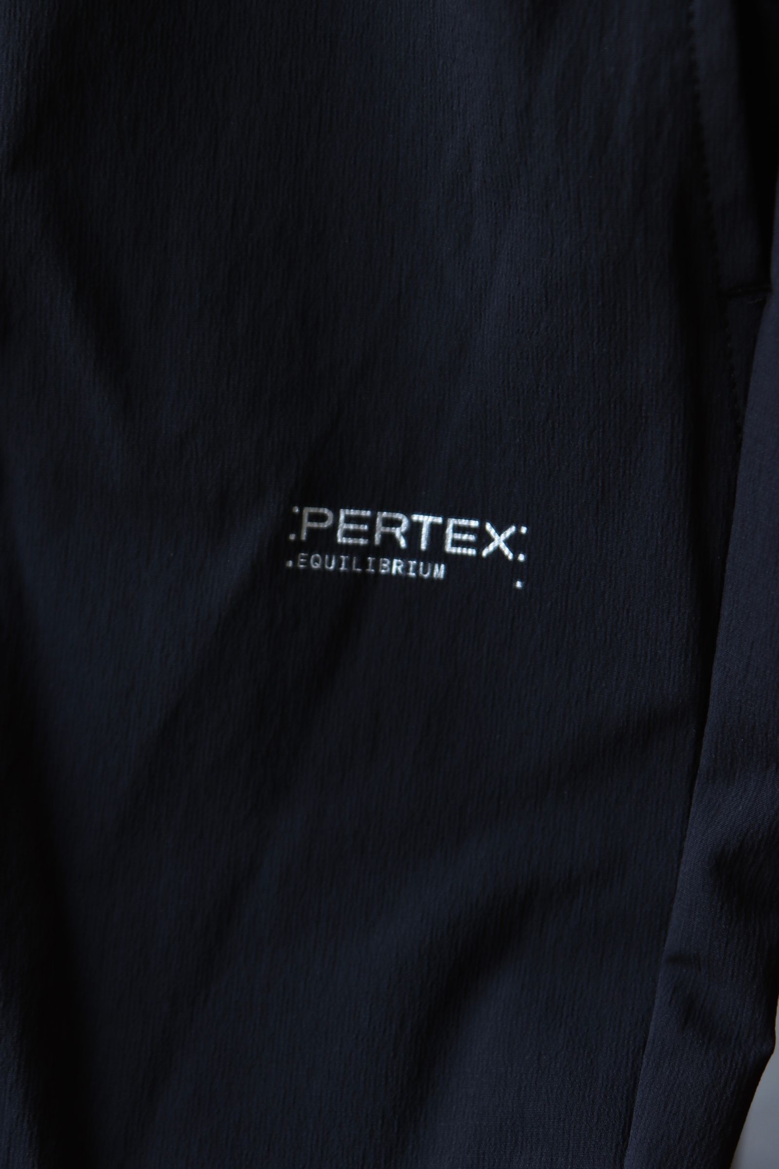グラフペーパー 25SS PERTEX Equilibrium Wide Easy Pants(GM251-40054)BLACK