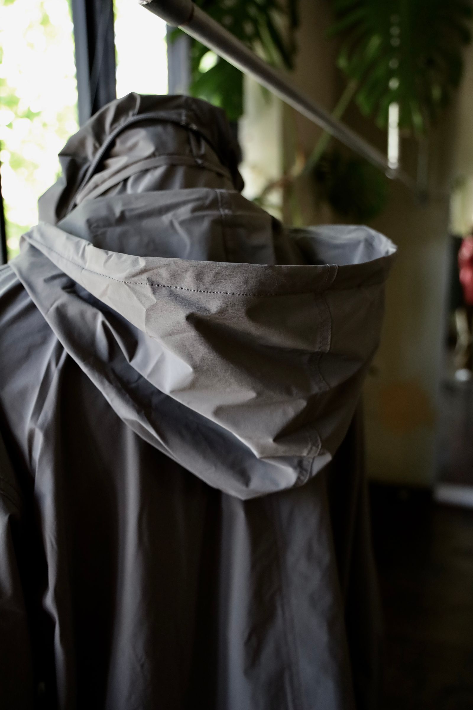 is-ness イズネス24SS TECHNICAL VENTILATION JACKET(24SS_08_1006JK04)CHARCOAL