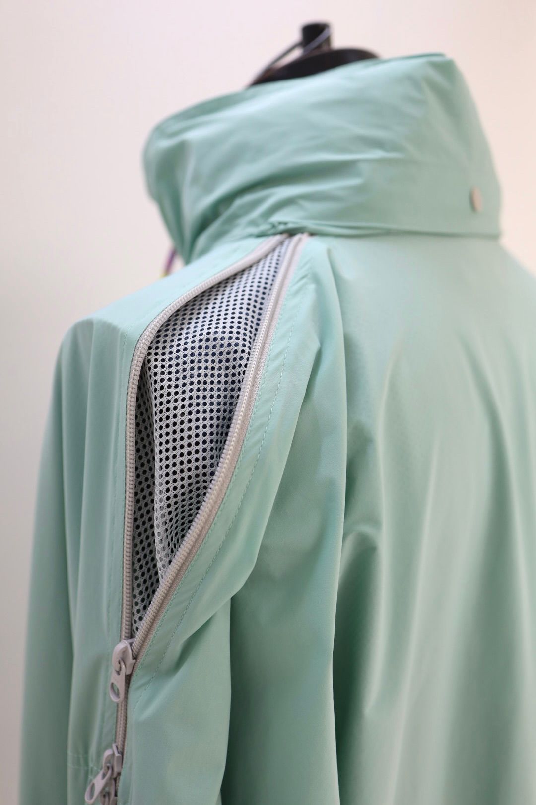 イズネス 26SS Technical Ventilation Coat(26SS_29_1008SSJK09)MINT☆新作発売！