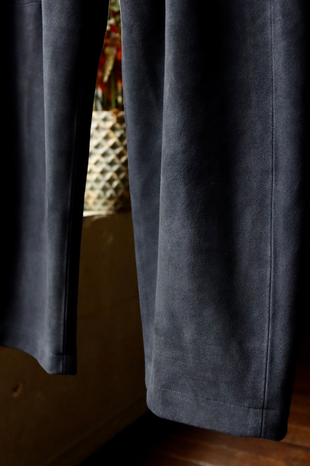 アプレッセ Suede Trousers (23AAP-04-24H)NAVY