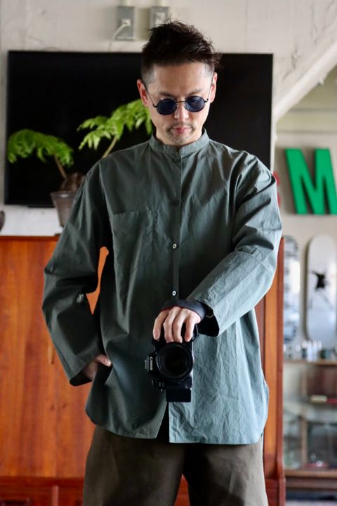blurhms Stand-up Collar Washed Shirt "DARK SAGE"style.2022.1.11.