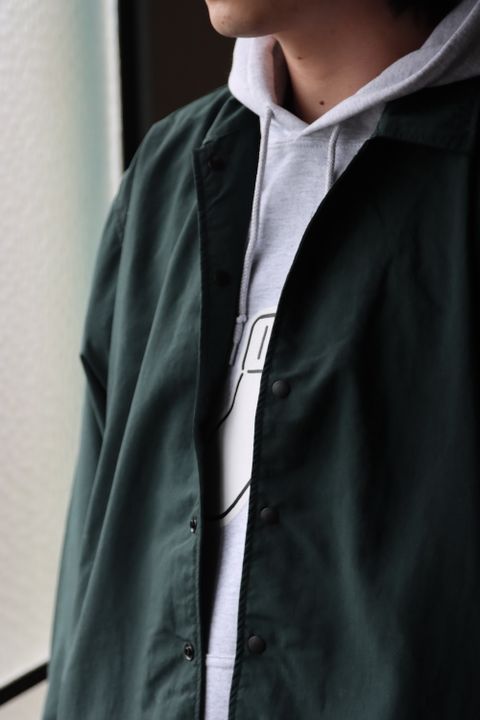 UNIVERSAL PRODUCTS NYLON SHELL COACH JACKET (221-60401) style.2022.2.20