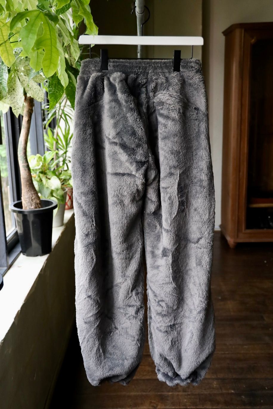 doublet 25AW GLOW-IN-THE-DARK SKELTON FLEECE PANTS (25AW32PT329) GREY