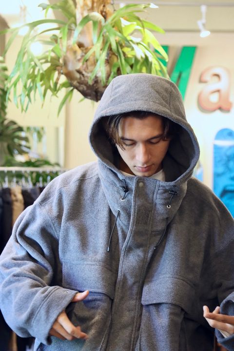 S.F.C 新作FLEECE HOODIE JACKET"CHARCOAL"スタイル