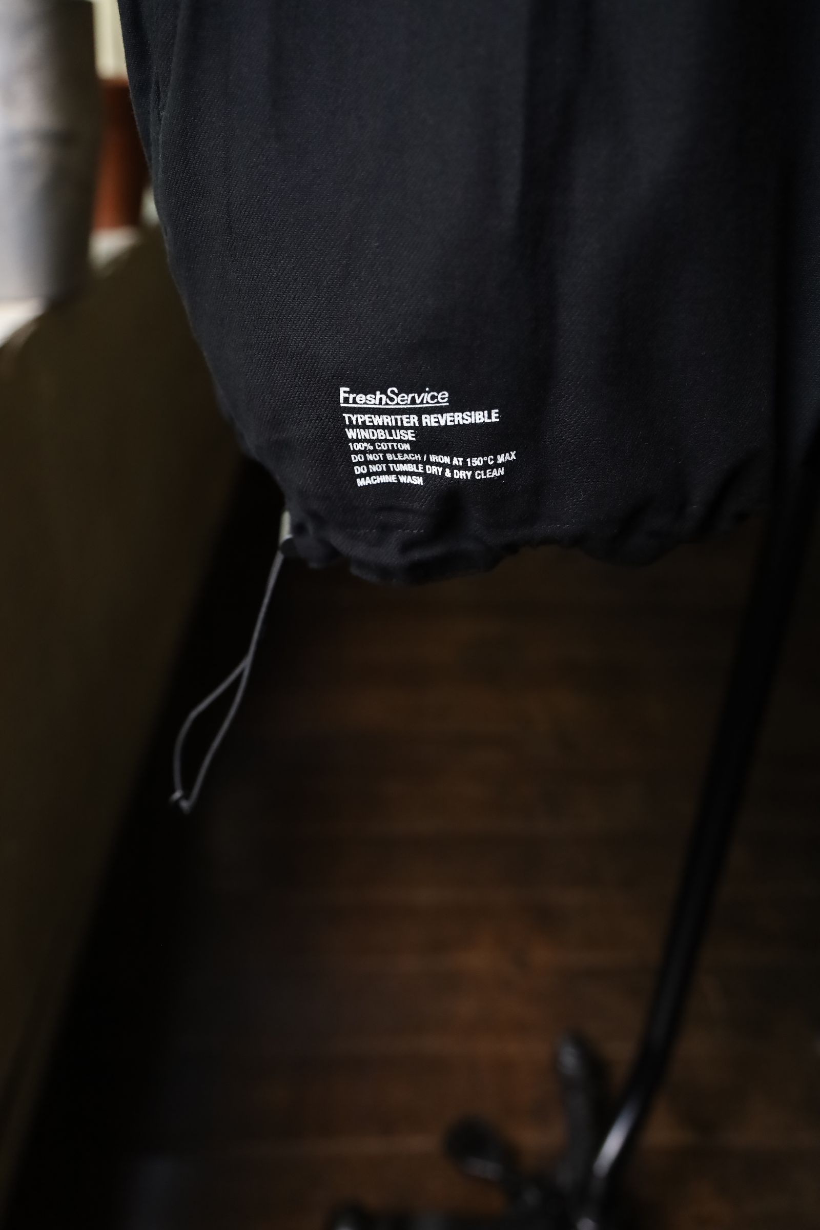 フレッシュサービス TYPEWRITER REVERSIBLE WINDBLUSE(FSC243-30007)BLACK