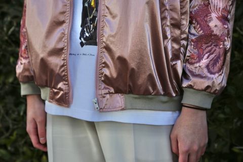 doublet GRADATION CHAOS EMBROIDERY BLOUSON(21SS11BL117) style.2021.1.31.