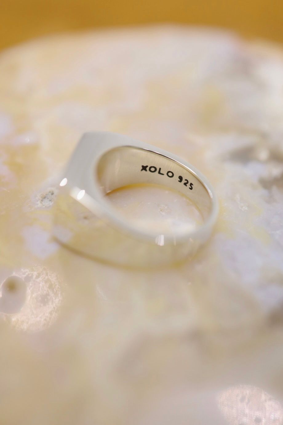 XOLO JEWELRY リング / Signet Ring with Gray & Gold Flower (XOR125)☆新作発売！