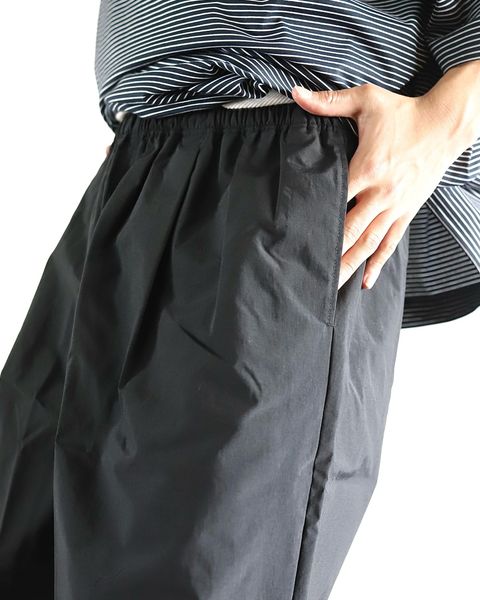 イズネス 24SS BALLOON BORDER SHORT SLEEVE T-SHIRT(Black) style 2024.4.5