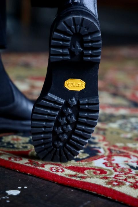 COMME des GARCONS HOMME ウールギャバパンツスタイル