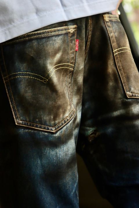 eYe JUNYA WATANABE MAN ×ベルベルジン×Levi'sトリプルネームパンツスタイル
