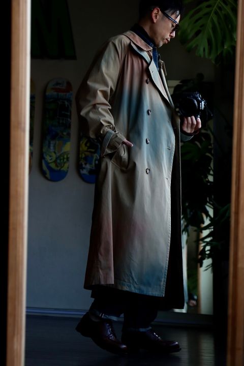 YOKE 23SS SPRAY PRINTED TRENCH COATスタイル