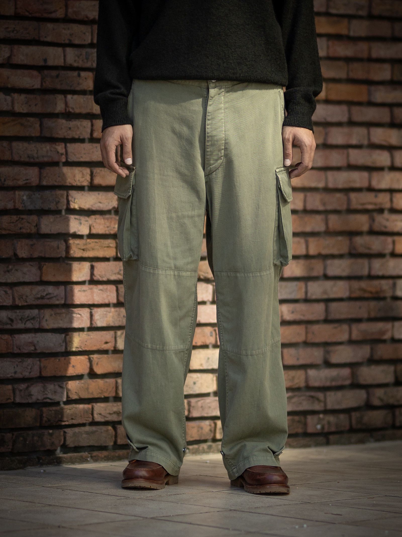 A.PRESSE Brushed Cashmere Middle Gauge Henley Neck Sweater (OLIVE)MARKスタイル！