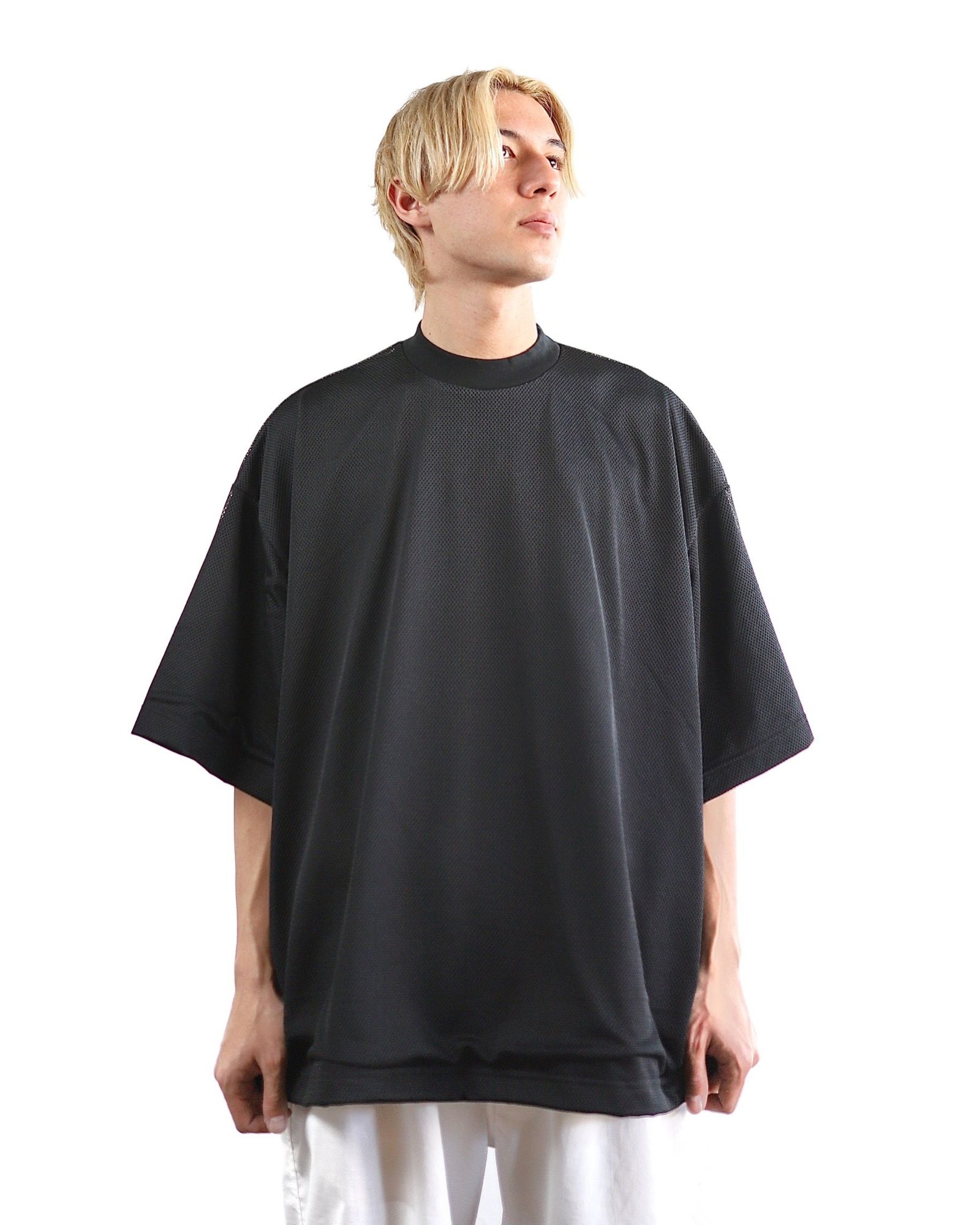 イズネス 24SS BALLOON DOUBLE LAYERED MESH SHORT SLEEVE T