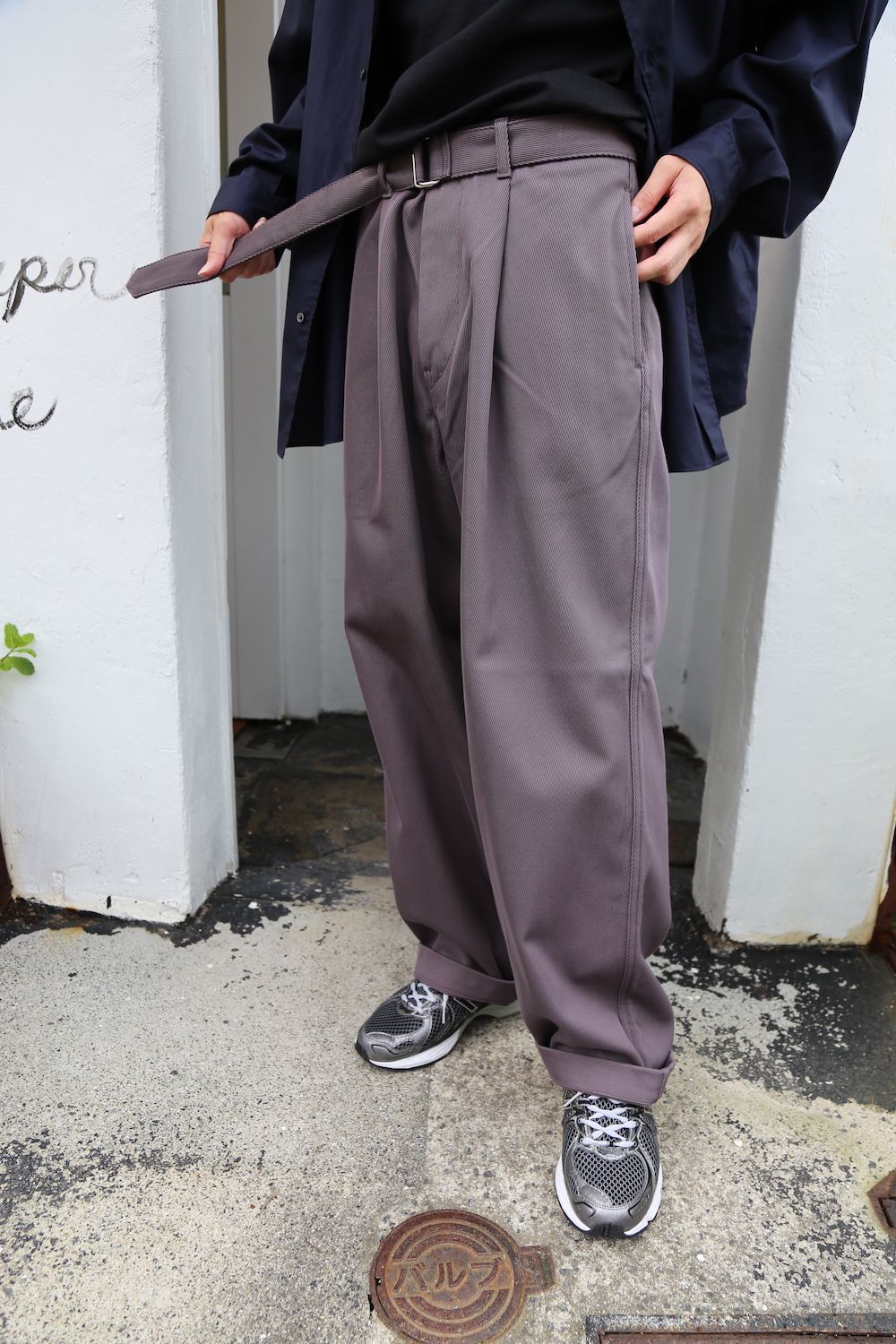 Graphpaper HARD TWILL TWO TUCK PANTS - スラックス