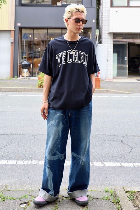 IS-NESS MUSIC TECHNO T-SHIRT MARK スタイル!