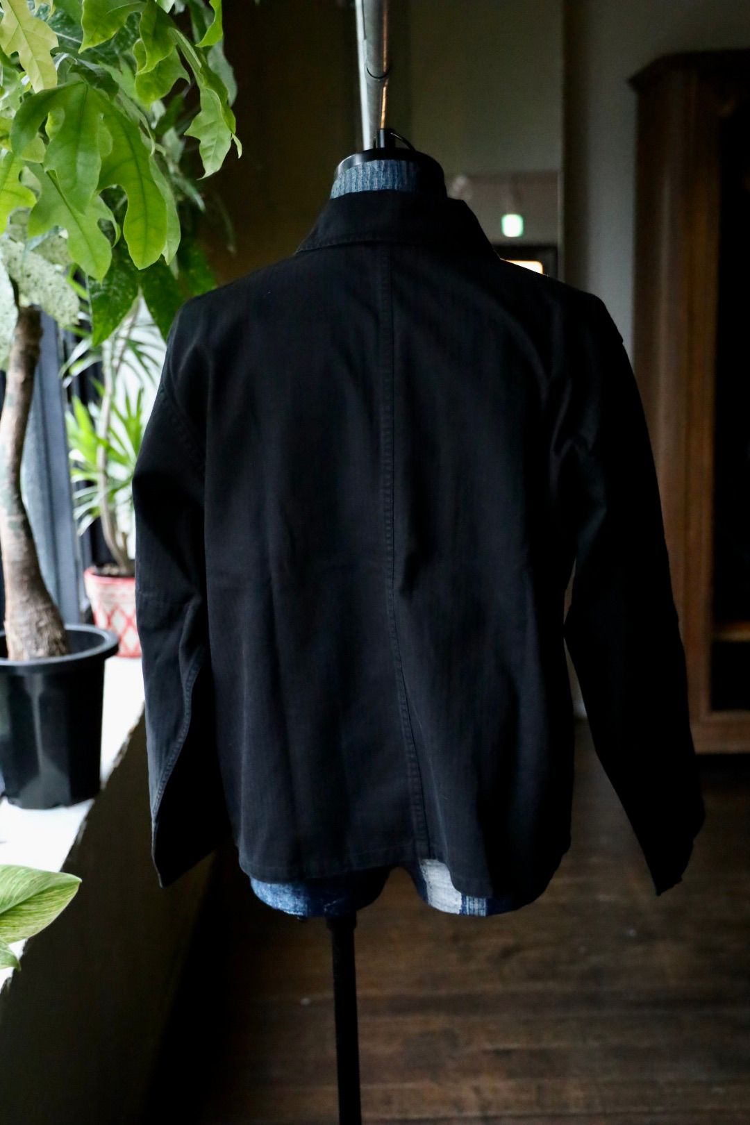 イズネス25AW HERRINGBONE ZIP JACKET(1007AWJK06)BLACK